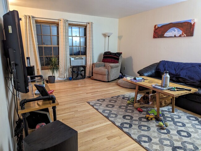 Sala de estar - 12307 W Locust St