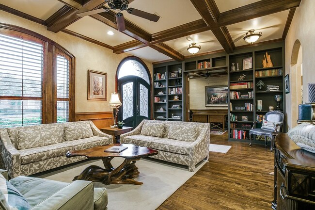 Foto del edificio - 6805 Columbine Way