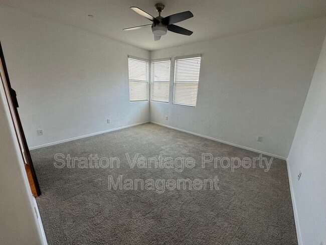 Building Photo - 14870 W Encanto Blvd