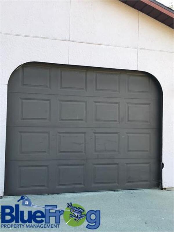 Building Photo - 1704 Packerland Dr