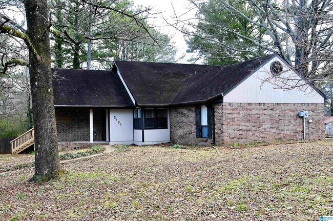 Building Photo - 2131 Sandlin Rd