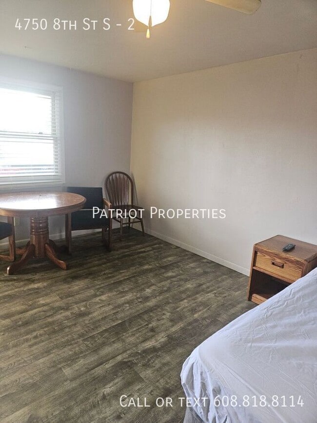 Foto del edificio - 4750 8th St S