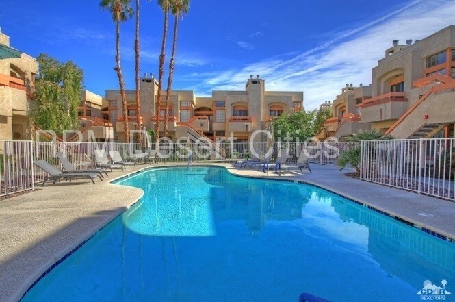 Primary Photo - 2601 S Broadmoor Dr