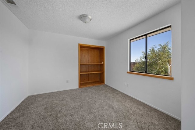Building Photo - 21690 Everett Dr