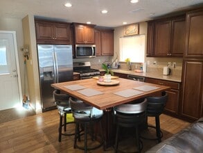 Building Photo - 8704 Rough Rider Rd NE