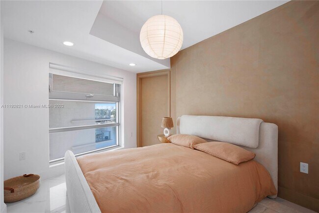 Foto del edificio - 6620 Indian Creek Dr