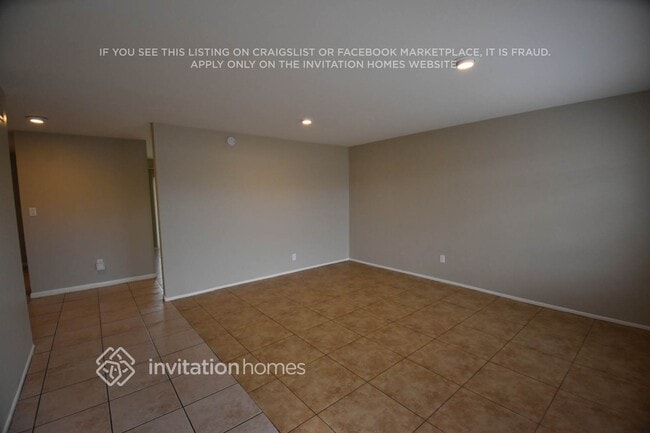 Building Photo - 3335 W McLellan Blvd