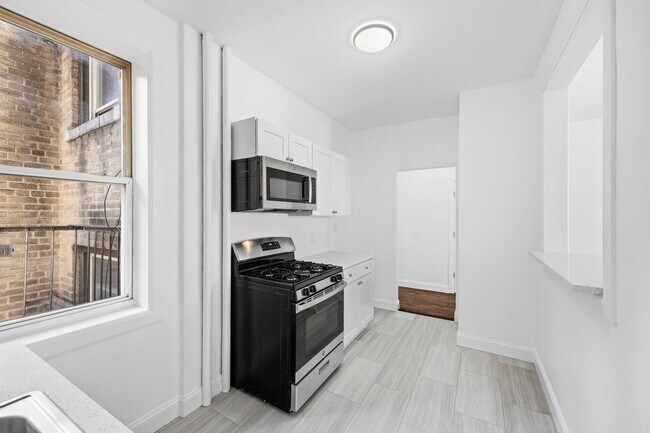 Foto del edificio - 137 Kensington Ave