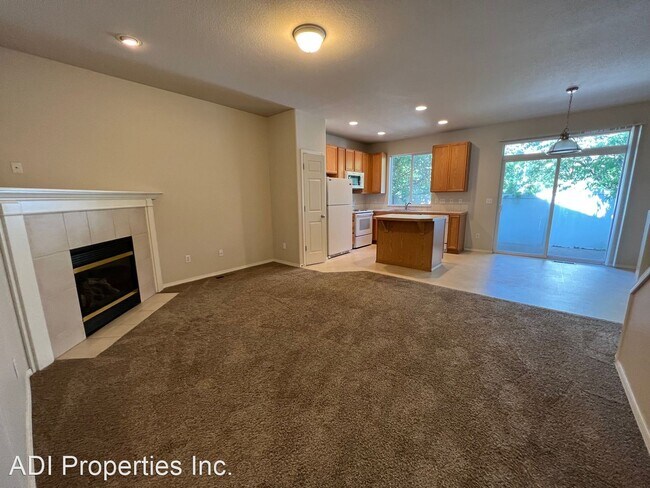 Foto del edificio - 3 br, 2.5 bath House - 4353 SE Chelsea Lane