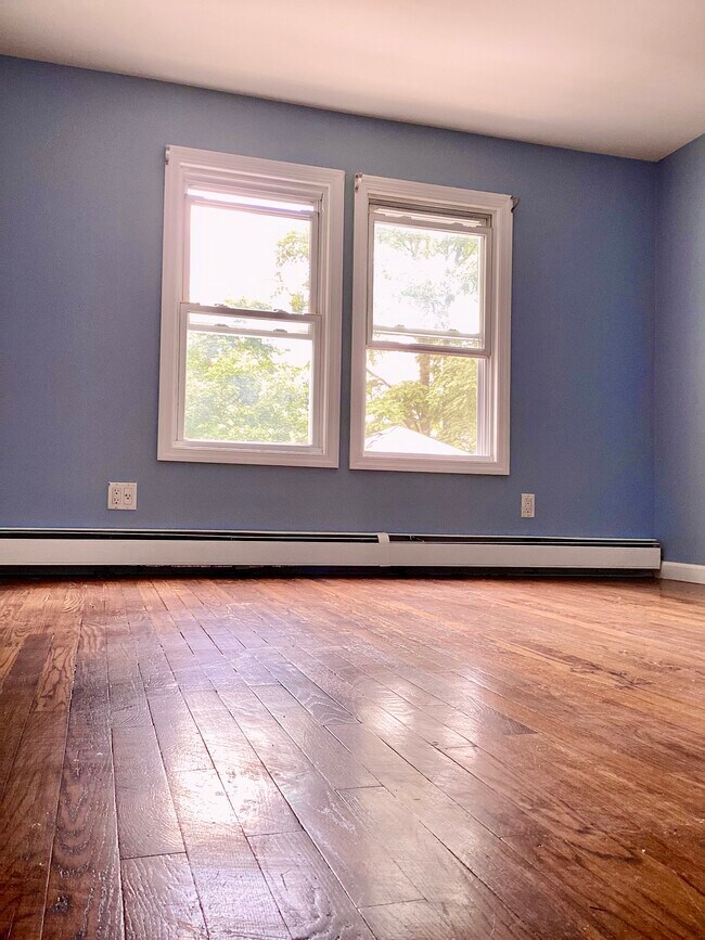 Foto del edificio - 94 Underhill Ave