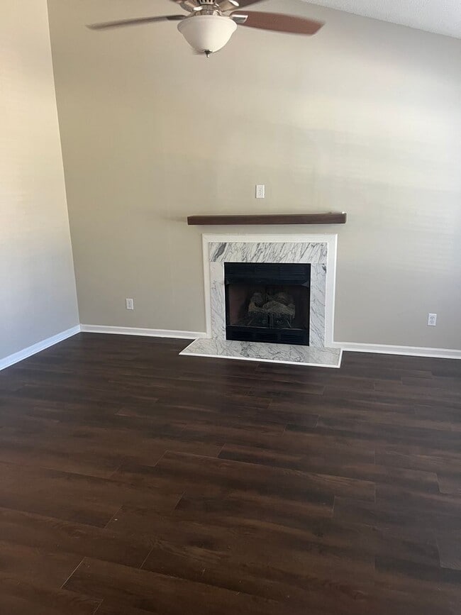 Building Photo - 2008 Duke Adam St