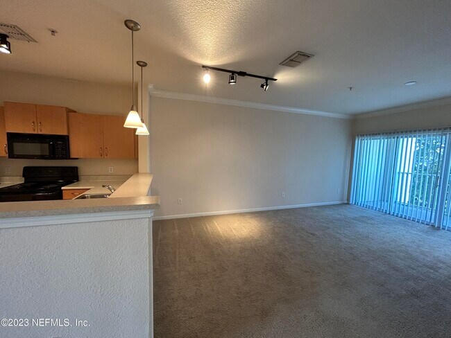 Foto del edificio - 5617 Bowden Rd
