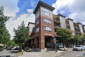 Building Photo - 1880 25th Ave NE