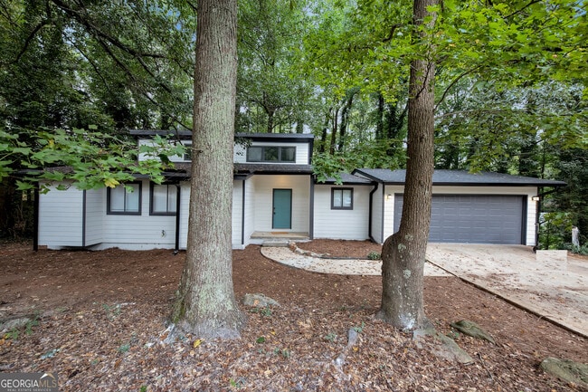 Building Photo - 85 Wilhelmina Dr