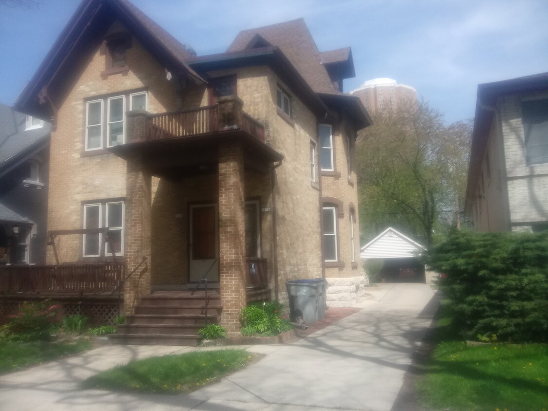 Foto principal - 1658 N Humboldt Ave