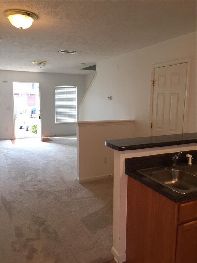 Foto del edificio - Smyrna Townhome - Ready to Move In