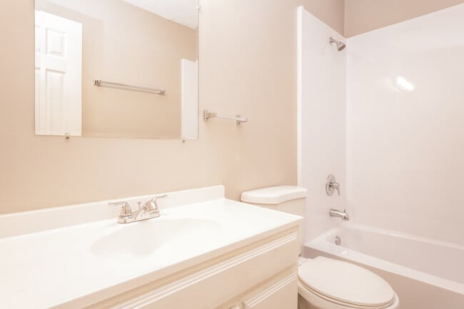 Building Photo - 2314 Emerald Springs Dr