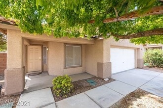 Building Photo - 8009 Radigan Ave