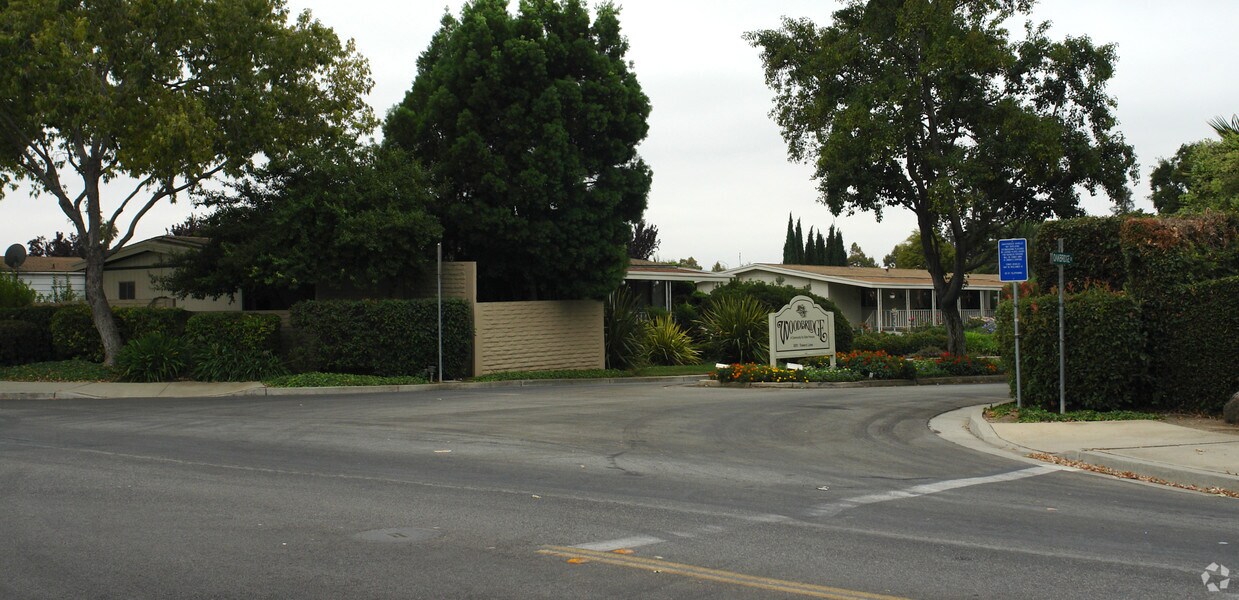 Building Photo - 3051 Towers Ln
