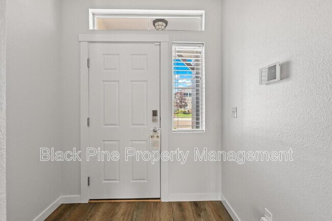 Foto del edificio - 4443 W Sunny Cove St