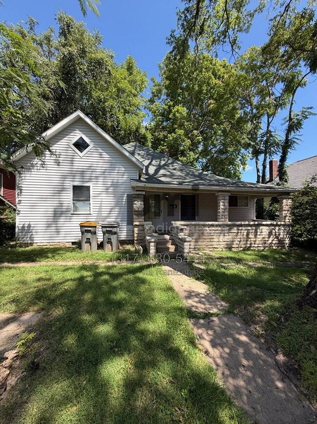 Building Photo - 315 E 11th St