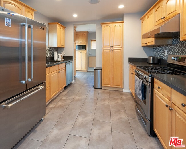 Foto del edificio - 5226 College View Ave