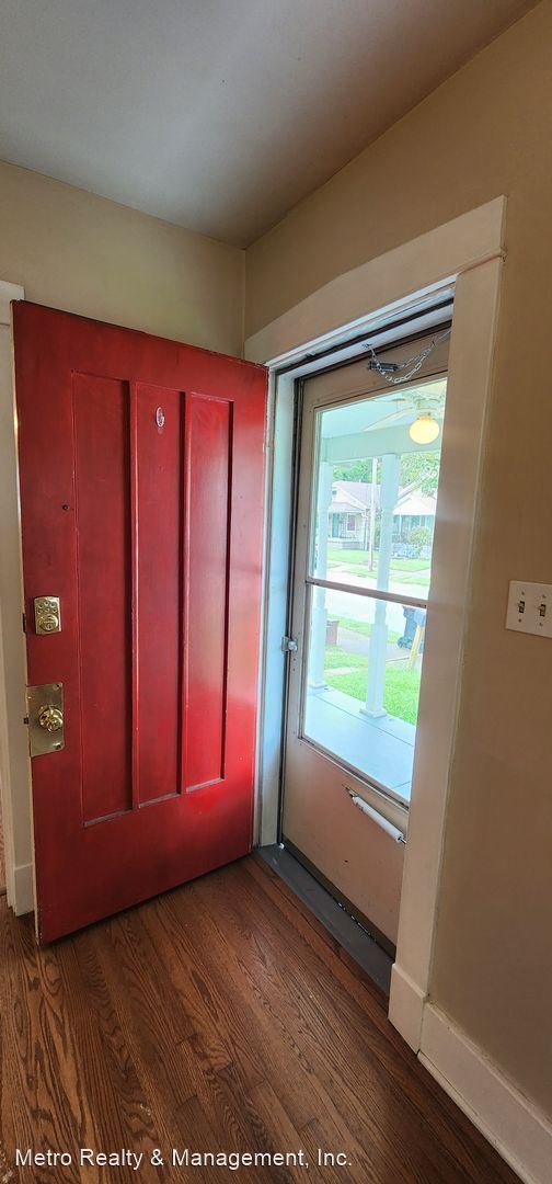 Foto del edificio - 2 br, 1 bath House - 606 E. Brandeis Ave.