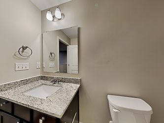 Foto del edificio - 1035 Cherry Bark Pl