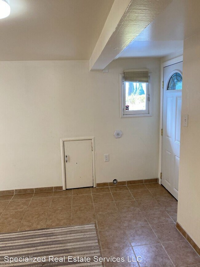 Foto del edificio - 1 br, 1 bath House - 5354 Broadway