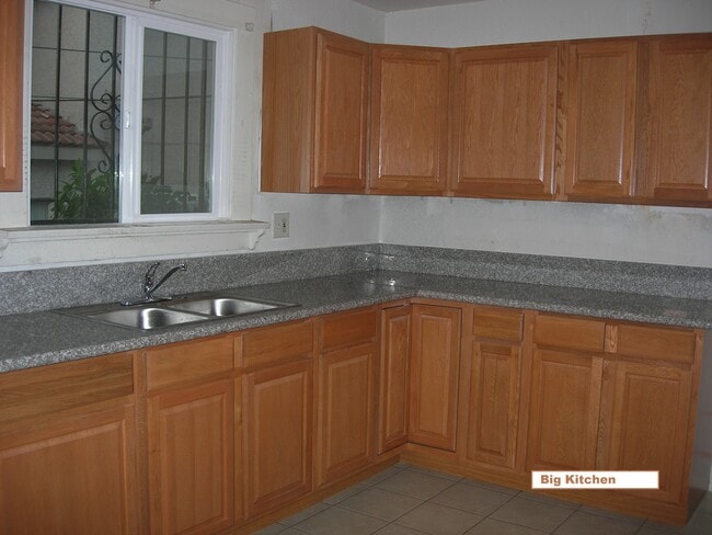 Building Photo - 16611 Estrella Ave