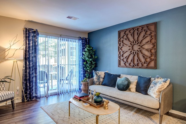 Building Photo - Saddle Ridge Apartments