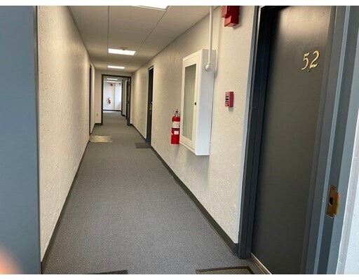Building Photo - 275 Beacon St