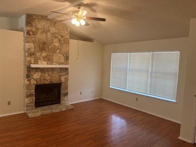 Foto del edificio - 8314 Columbia Falls Dr