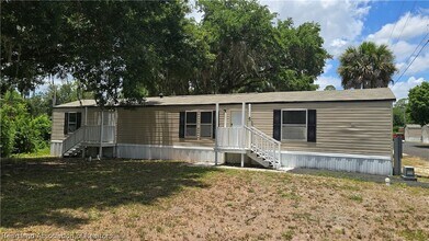 Building Photo - 44 Crawford Dr