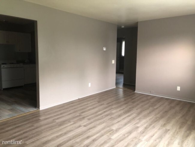 Foto del edificio - 4821 Lovell Ln