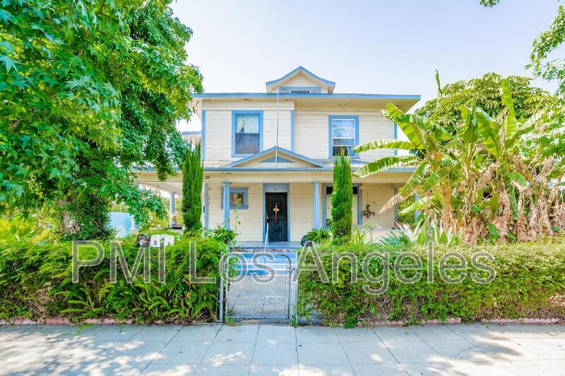 Foto principal - 724 W 2nd St