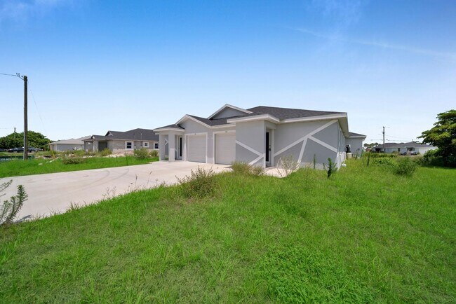 Foto del edificio - 747 Alabama Rd S