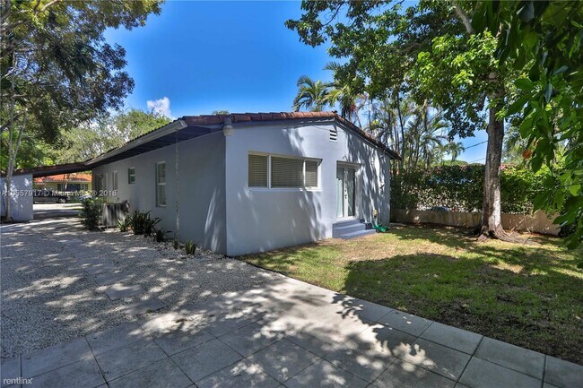 Building Photo - 3 br, 2 bath House - 1264 Milan Ave