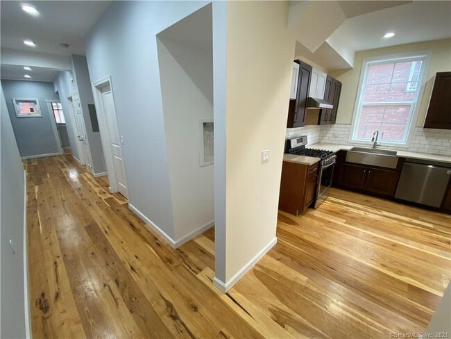 Building Photo - 59 Dixwell Ave