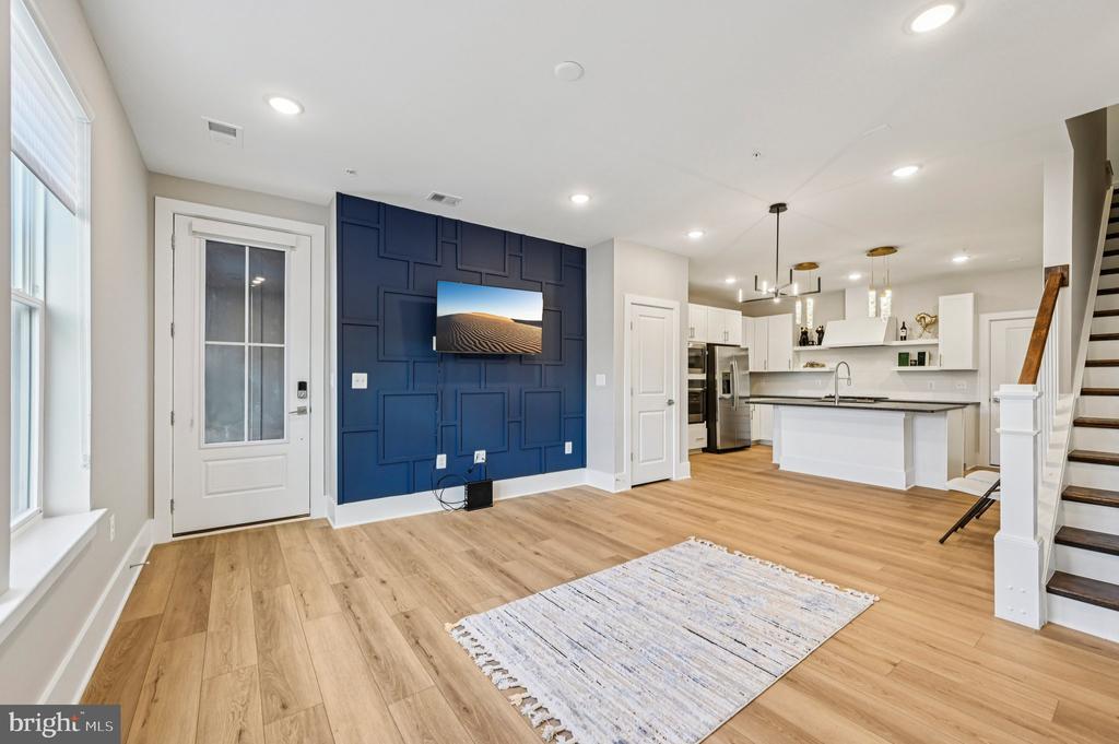 Foto principal - 2506 W Peninsula Dr