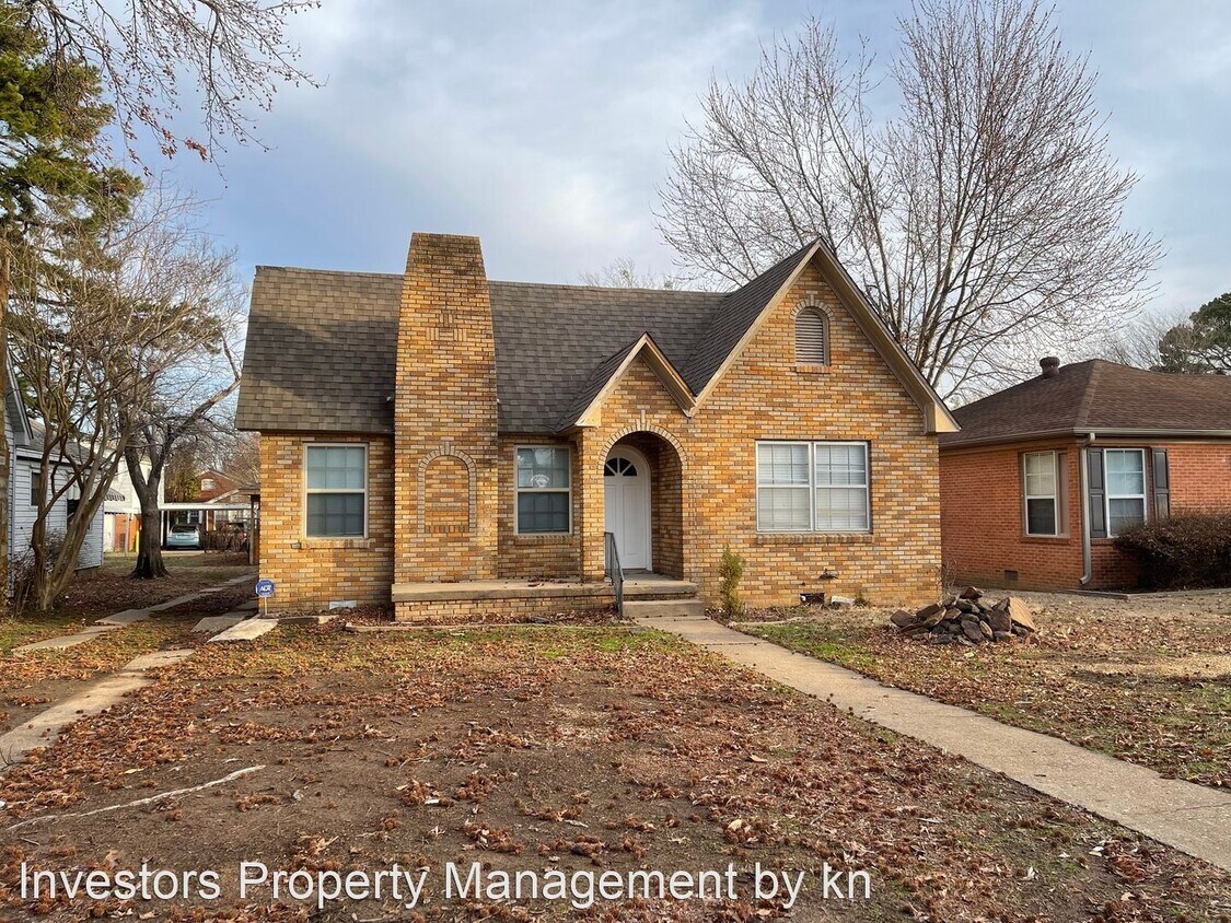 Foto principal - 3 br, 2 bath House - 2315 South N Street