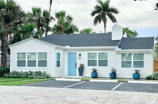 Building Photo - 4811 N Flagler Dr