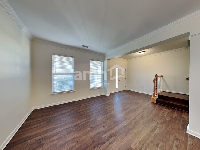 Foto del edificio - 4834 Turnridge Ct NW