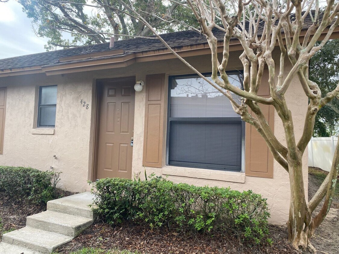 Foto principal - Winter Garden 2 Bedroom 2 Bath home