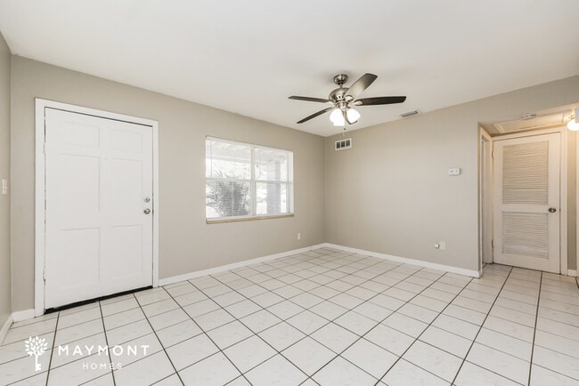 Building Photo - 4772 54th Ave N