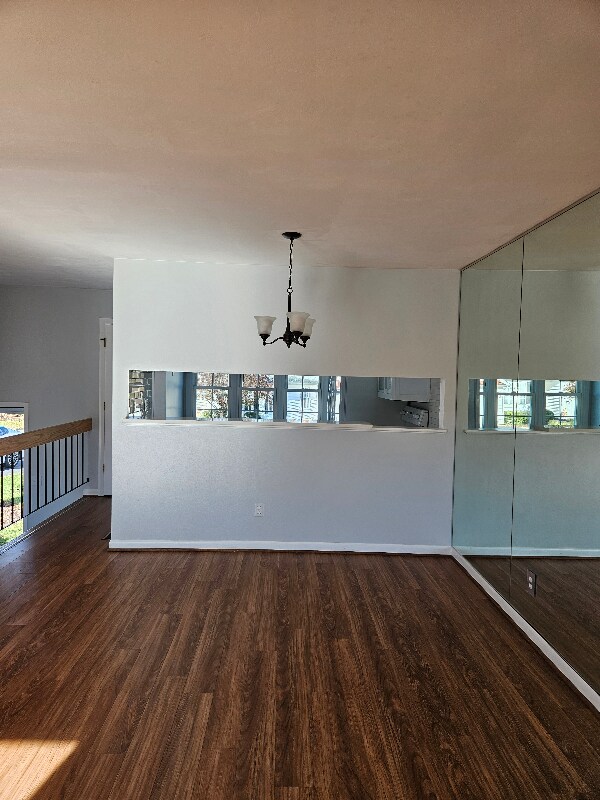 Foto del edificio - 3040 Winterberry Dr