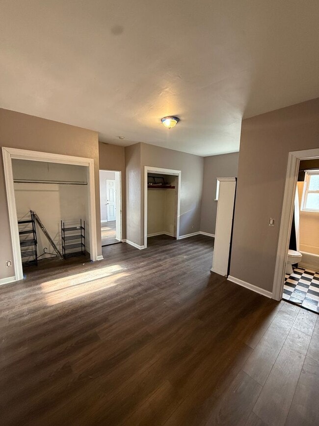 Building Photo - 260-262 Freeport Road