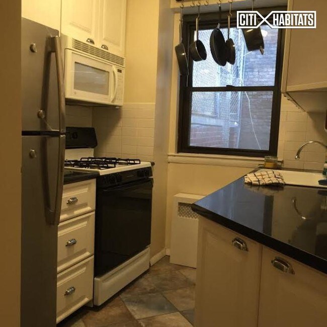 Foto del edificio - 301 E 64th St