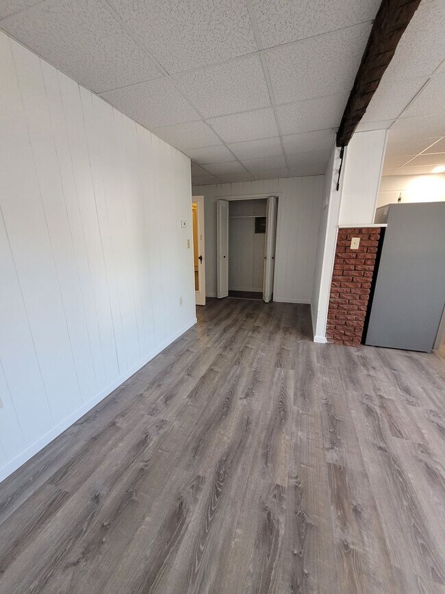Foto del edificio - 1 Bedroom 1st floor with private entrance Lebanon