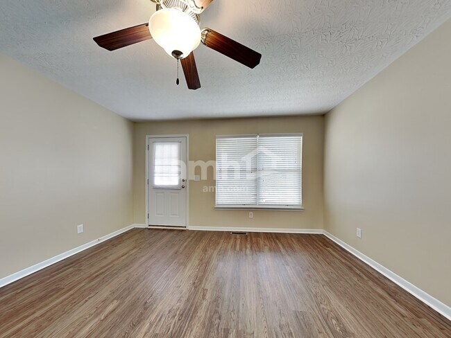 Building Photo - 2717 Fister Place Boulevard